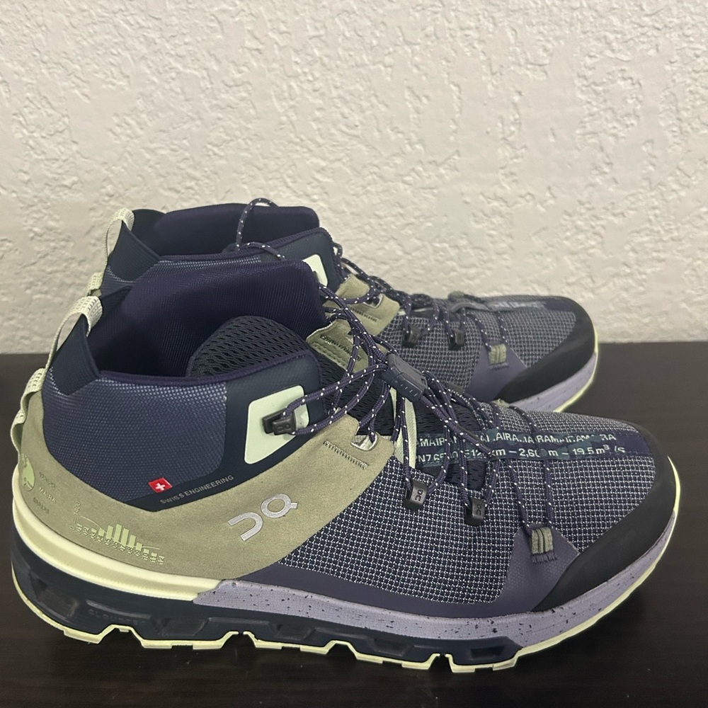 DQ Women's Navy and Gray Sneakers